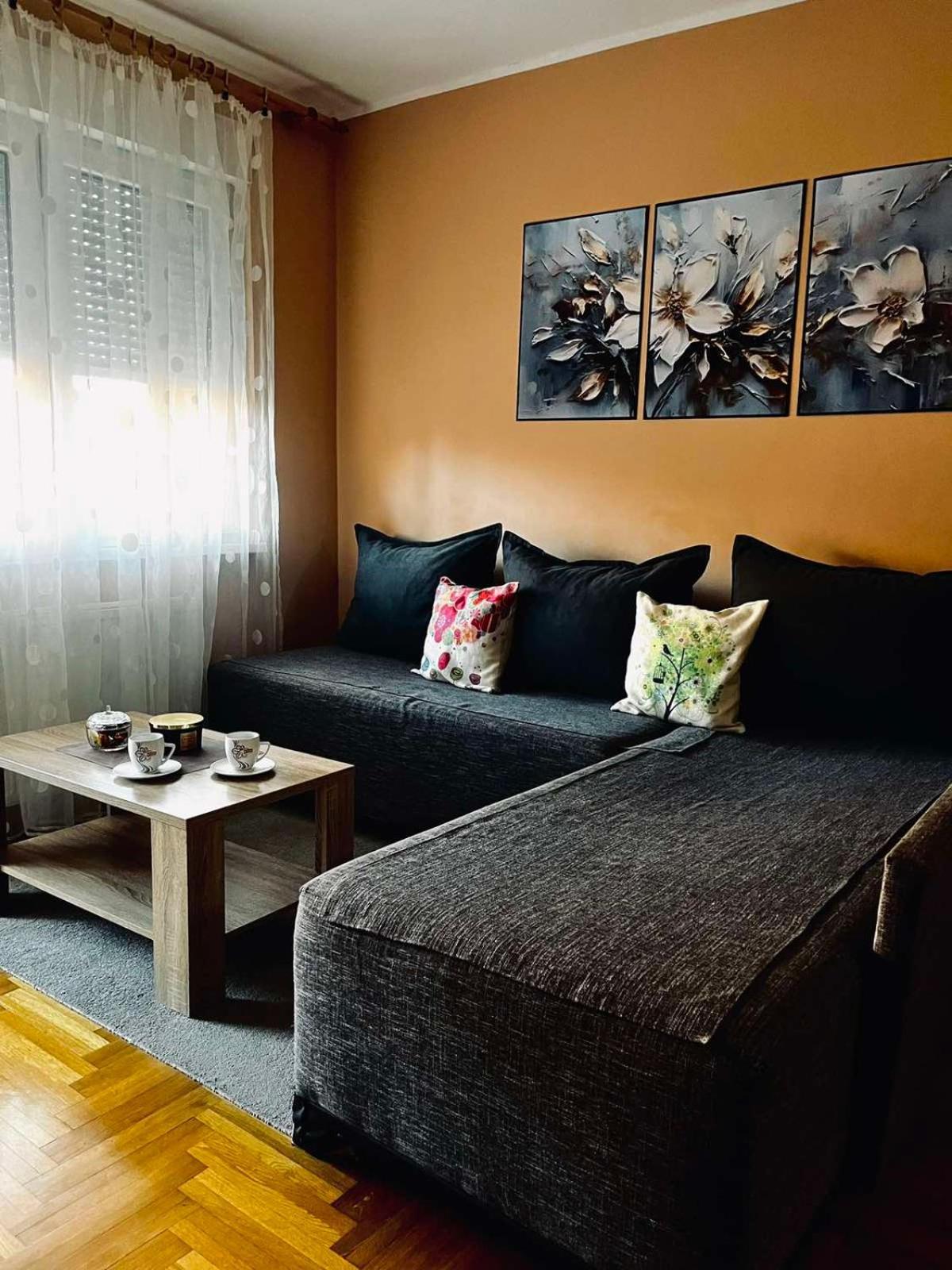 Apartman Milkovic 2 Sombor Exteriör bild
